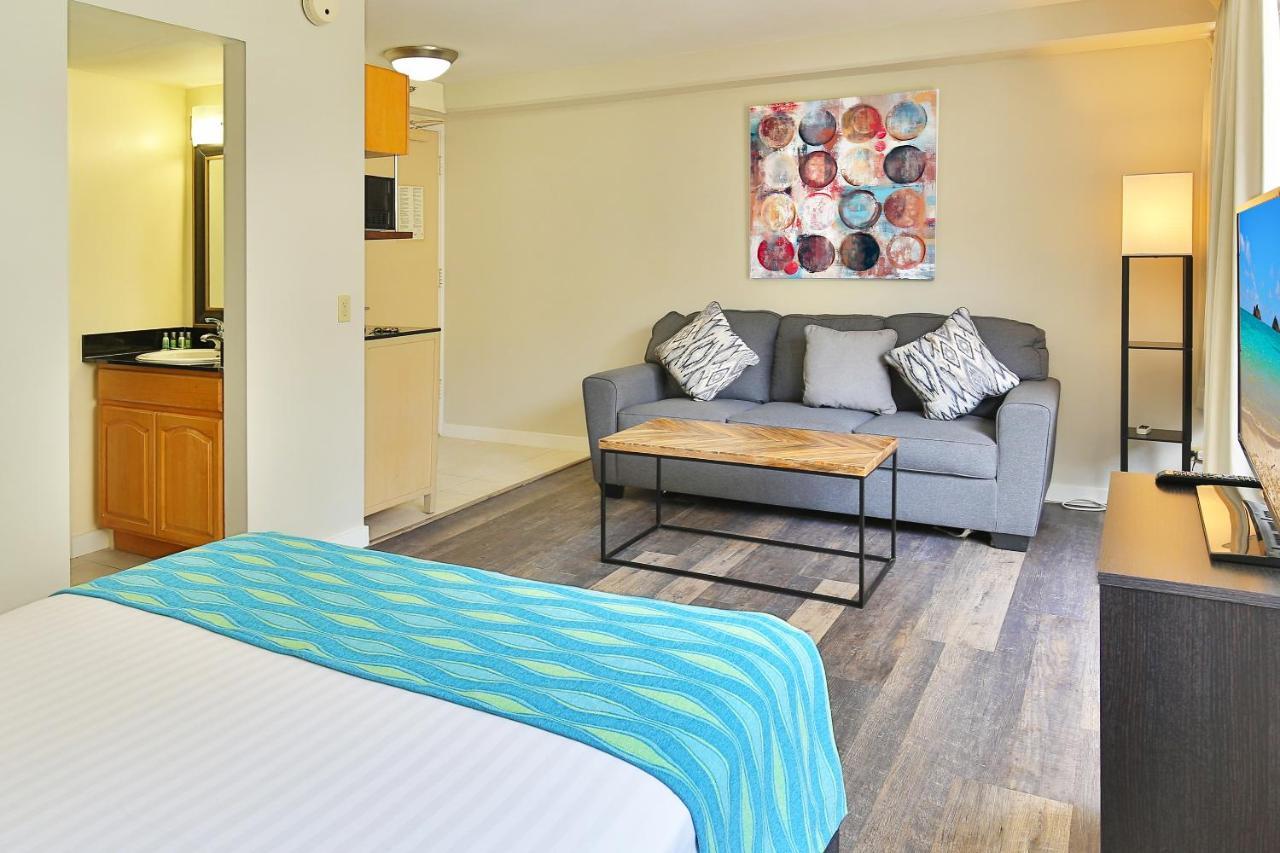 City View Studio With Pool Access In Aloha Surf! هونولولو المظهر الخارجي الصورة